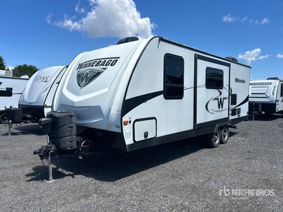 2019 Winnebago Minnie 2250DS 23 ft 6 in T/A トラベルトレーラー
