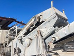 Feeder with Deck Frames / Wear Bars