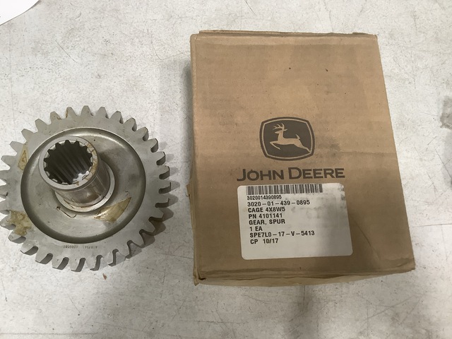 (14) John Deere 4101141 Spur Gears