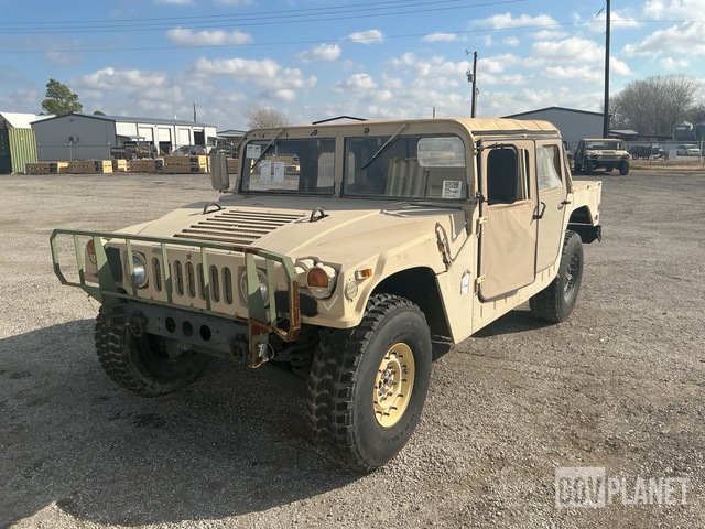 2007 AM General M1097R1 HMMWV 4 Door Soft Top w/Truck Body