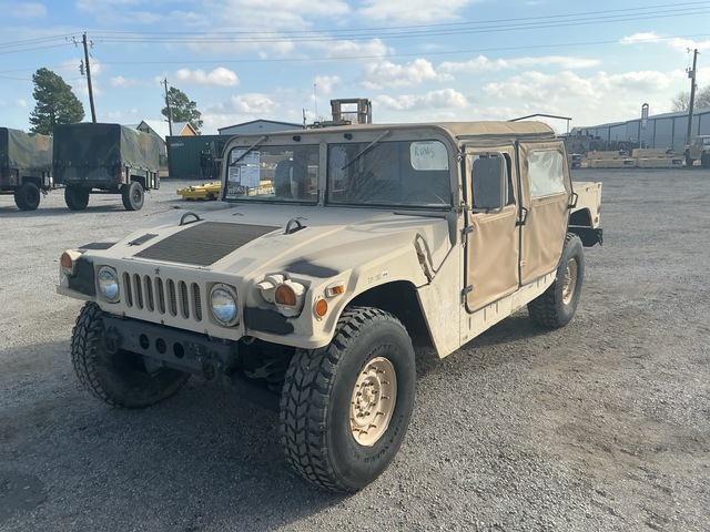 2007 AM General M1097R1 HMMWV 4 Door Soft Top w/Truck Body