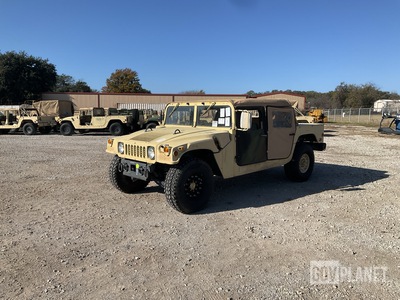 2008 AM General M1097A2 HMMWV 4 Door Soft Top w/Truck Body