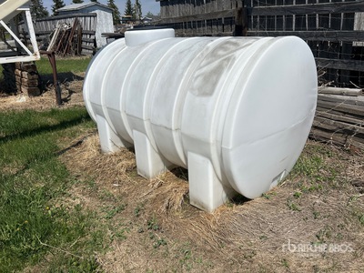 500 gal Poly Water Tank