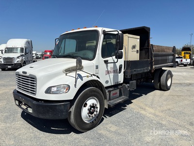 2014 Freightliner M2106 4x2 Platte vrachtwagen