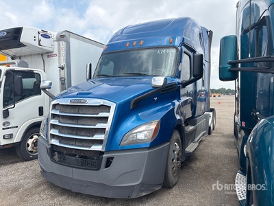 2019 Freightliner Cascadia 126 6x4 تراكتور شاحنة كابينة النوم (ثنائية المحور) (Inoperable)