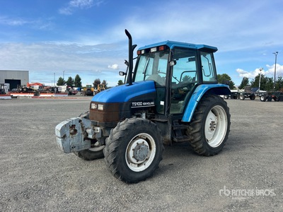 New Holland 4WD-tractor