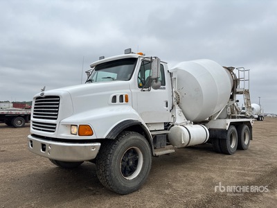 1998 Ford LT9513 6x4 Mixer Truck