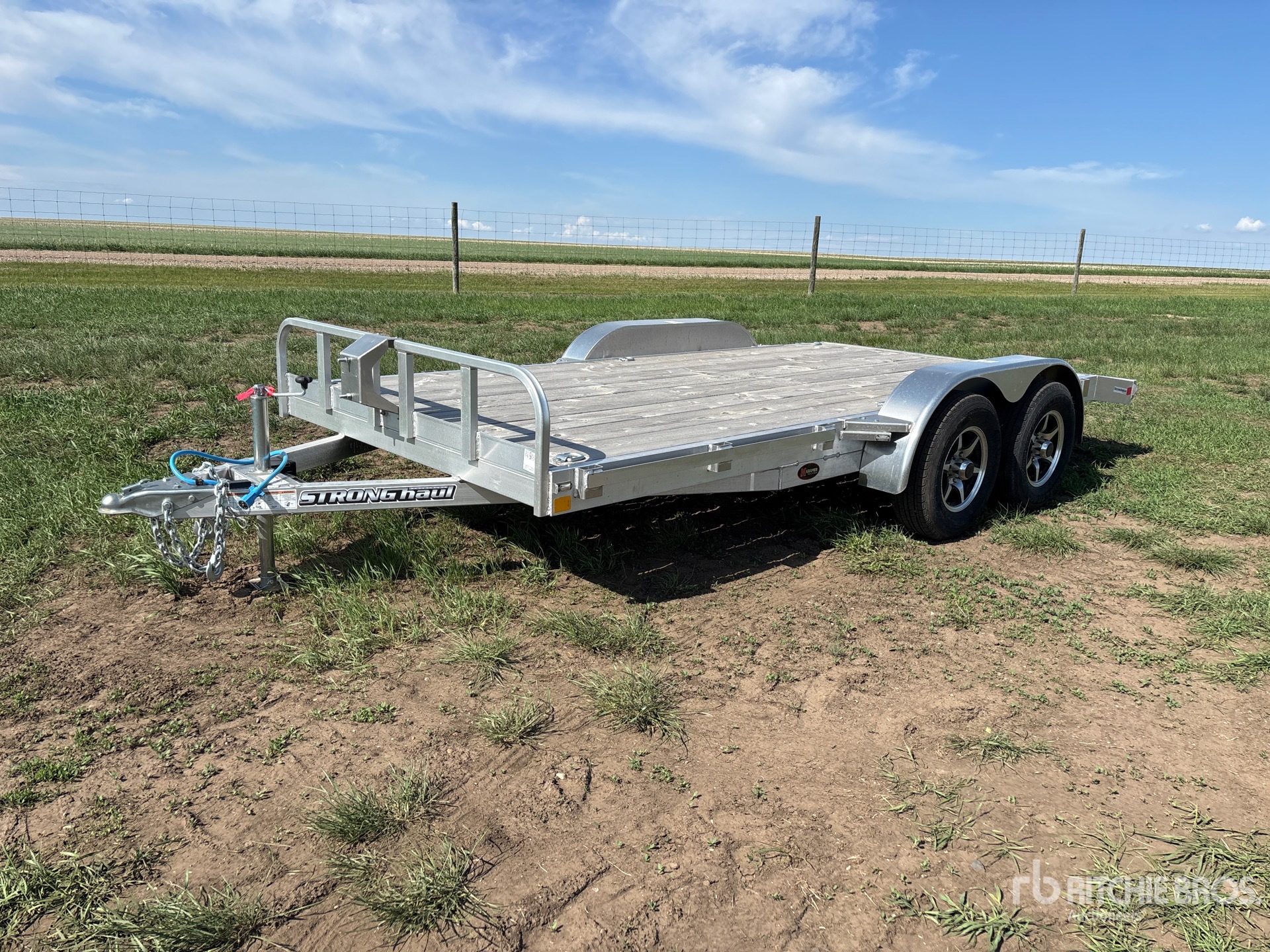 2022 Strong Haul 16 ft Apparatuur aanhangwagen (Unused)