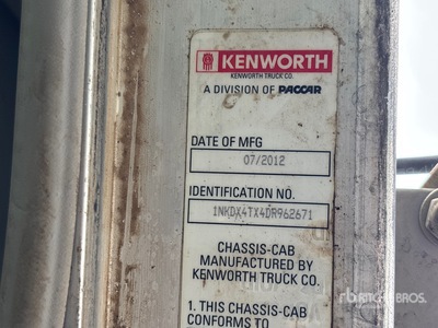 2014 Kenworth T800 6x4 Cab and Chassis