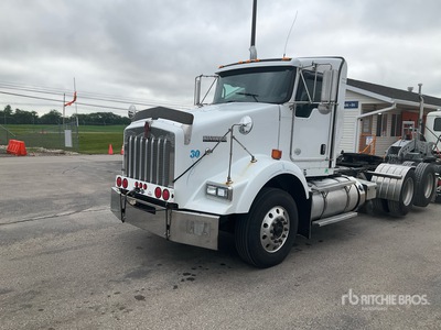 2012 Kenworth T800 T/A Dagcabine Trekker
