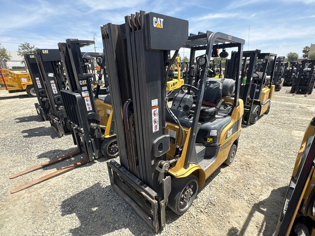 2021 Cat 2C5000 2500 lb Cushion Tire Forklift