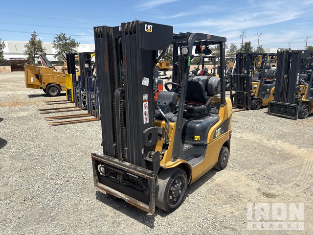 2021 Cat 2C5000 2500 lb Cushion Tire Forklift