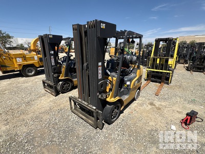 2021 Cat 2C50000 2500 lb Cushion Tire Heftruck