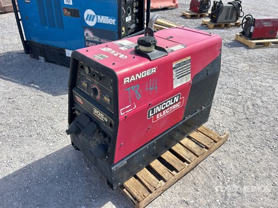 Lincoln Ranger 305G Soudeuse à moteur