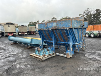 Conquip Free Standing Gantry Bulk Skip