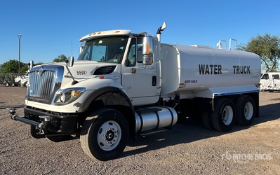 2018 International 4400 4000 gal 6x4 Water Truck