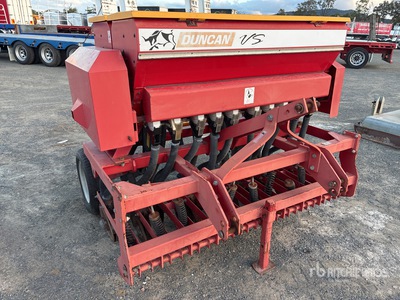 Duncan Ag VSDP 10 Row Semoir