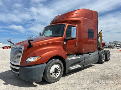 2019 International LT625 6x4 T/A Sleeper Truck Tractor