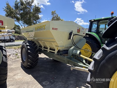 2024 Marshall 810T S/A 9000 L Fertilizer Spreader
