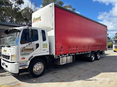 2020 Mitsubishi Fuso 2427 6x2 Curtain Side Truck