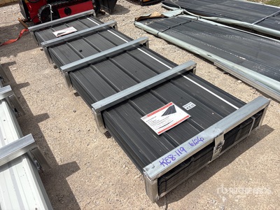 Quantity of (200) 2026 SUNTOP S3048B-200   10 ft Corrugated PPGI Steel Panel その他 - 店舗 & 倉庫 (Unused)