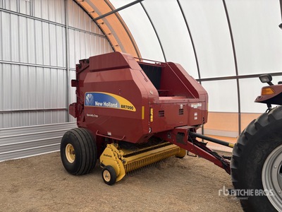 2012 New Holland BR7090 Round Baler