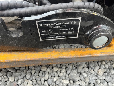 2026 GIYI GY-XJ3T 30 in Hydraulic Graafmachine duimklem - Fits Cat 3 ton (Unused)