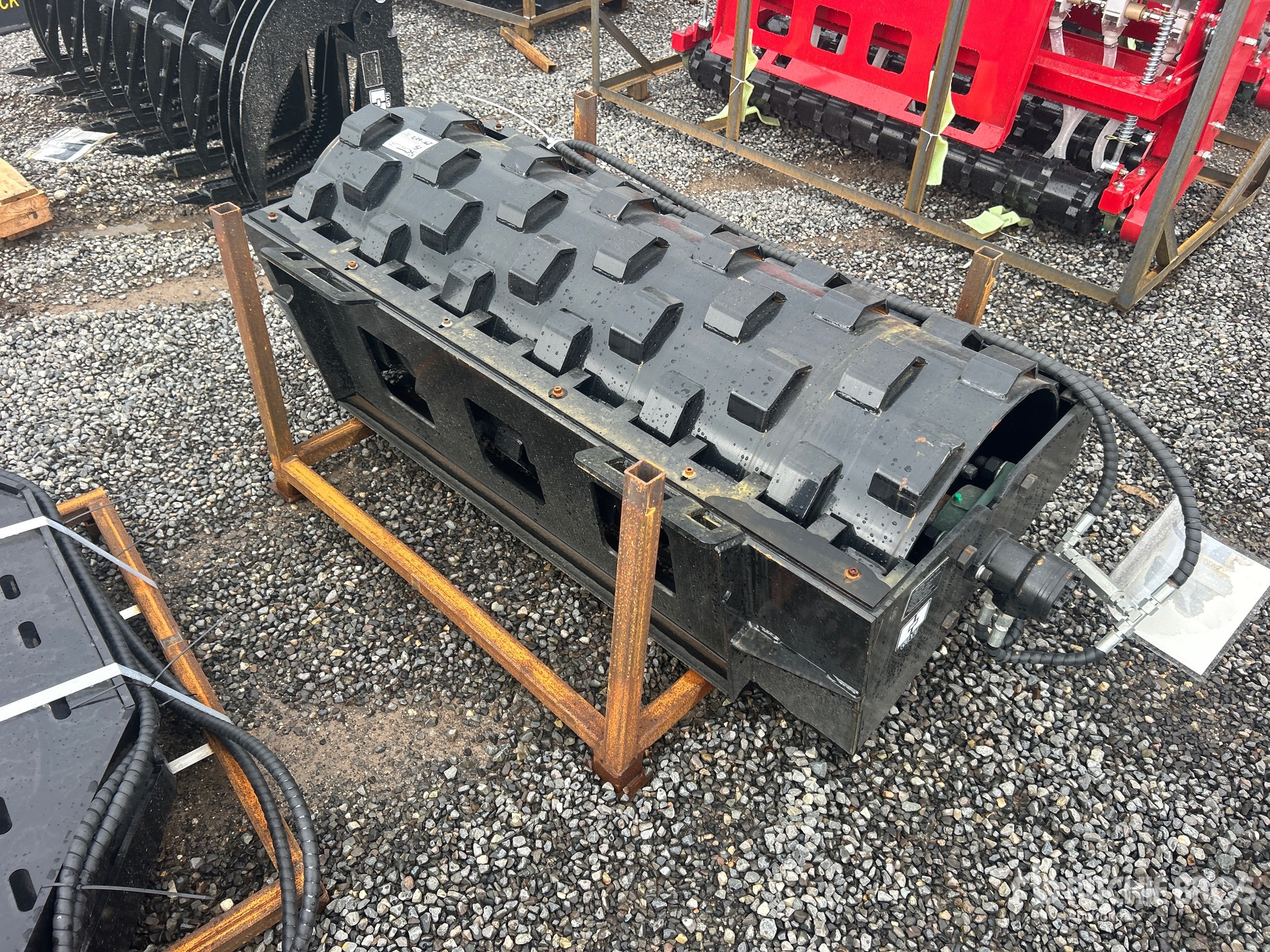 2025 GIYI GY-CW59 59 in Padfoot Skid Steer Vibratory Roller (Unused)