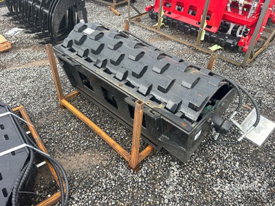 2025 GIYI GY-CW59 59 in Padfoot Skid Steer Vibratory Roller (Unused)