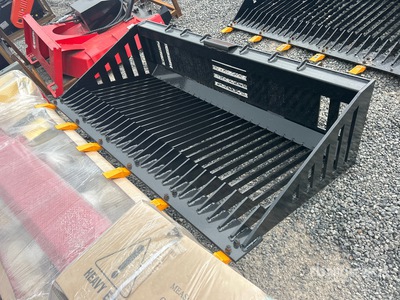 2025 GIYI GY-RB66 67 in Rock Skid Steer Bucket (Unused)