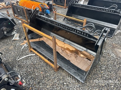 2025 GIYI GY-KH72F 72 in Multi-Purpose Skid Steer Bucket (Unused)