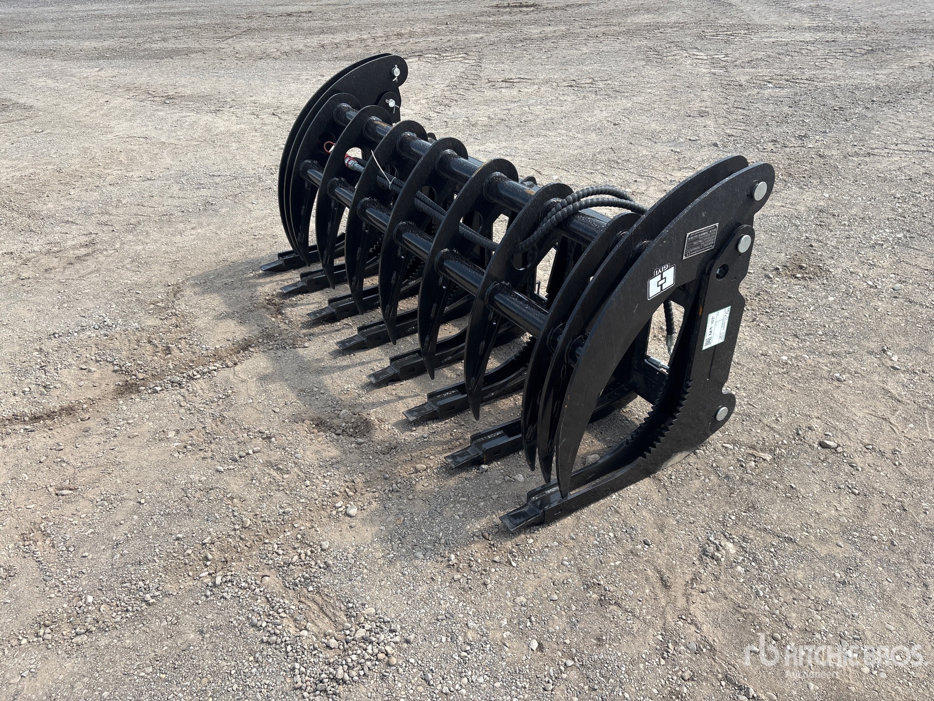 2026 GIYI GY-CLG72 72 in Skid Steer Grapple (Unused)