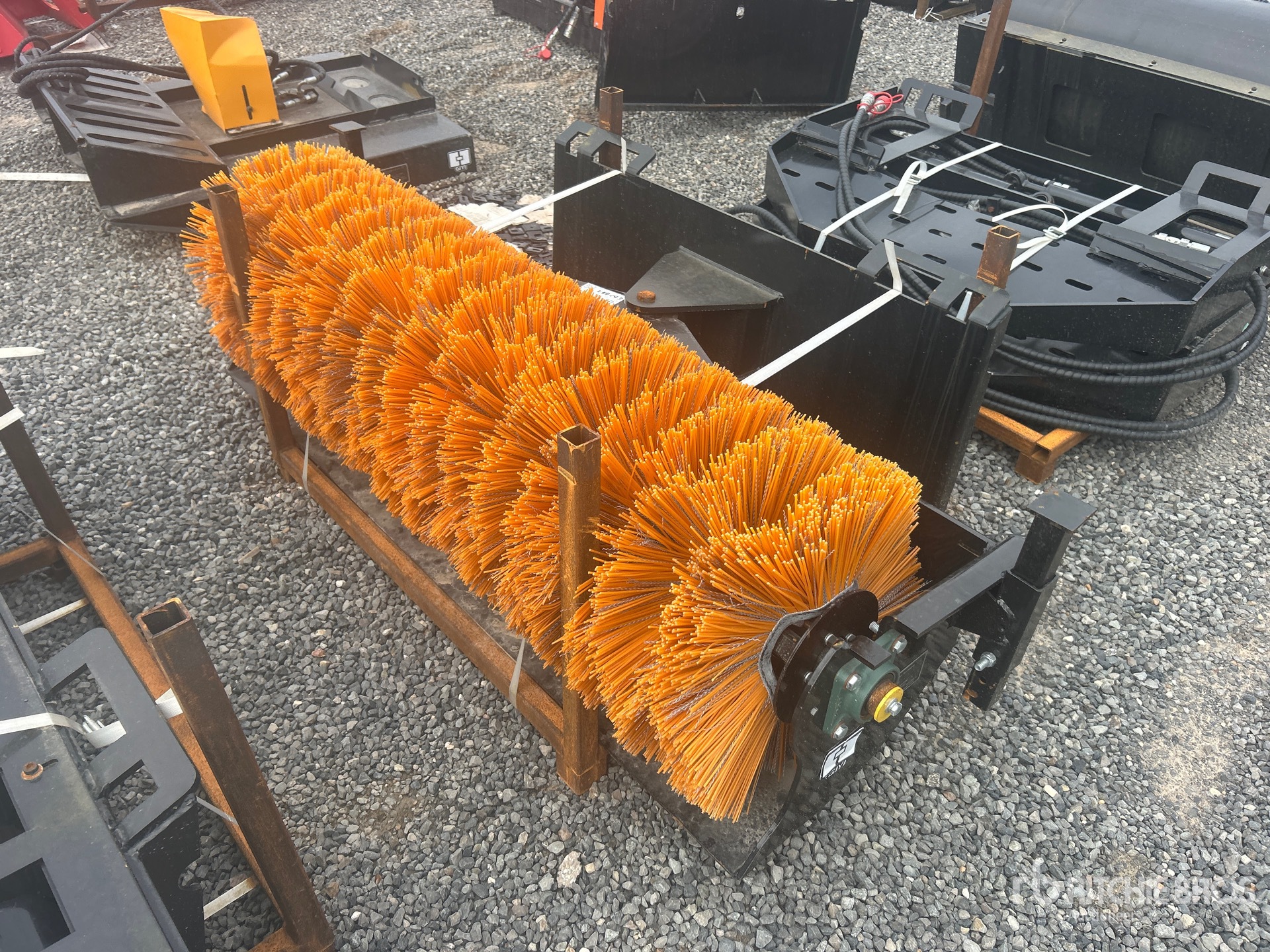 2025 GIYI GY-SE61 61 in Skid Steer Broom (Unused)