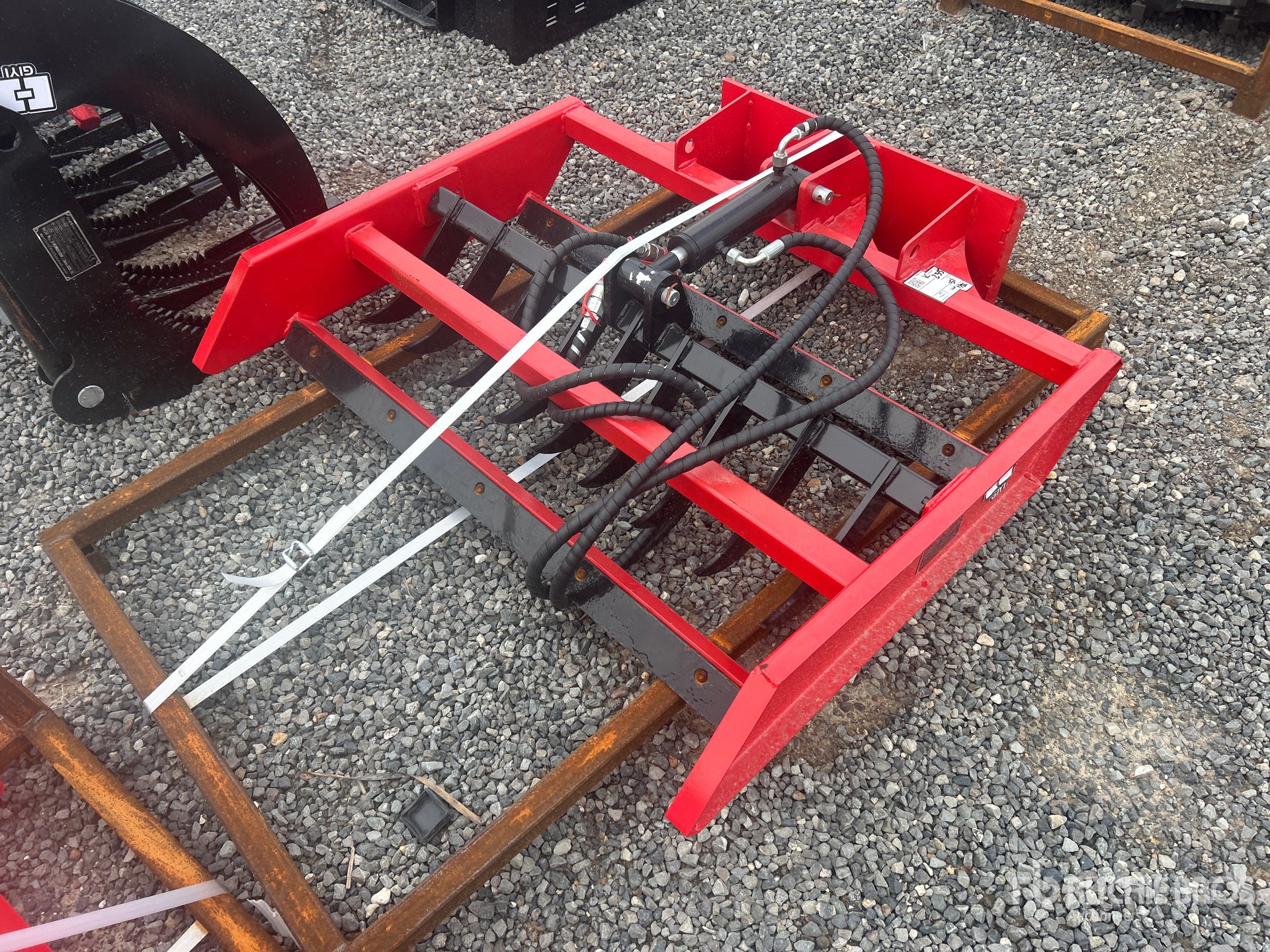 2025 GIYI GY-MFR44 44 in Mini Flat Ripper Skid Steer Landplane (Unused)