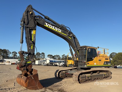 2017 Volvo EC380DL Tracked Excavator