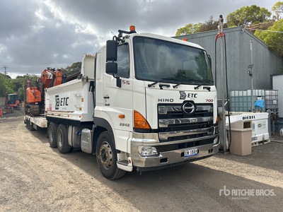 2012 Hino SS2848 700 Series 6x4 Camion à benne tandem