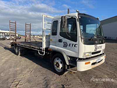 2000 Isuzu FSR700 4x2 Extended Cab Equipment Transport Truck