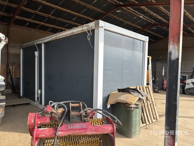 6 m x 2.4 m Skid-Mounted Bureau mobile