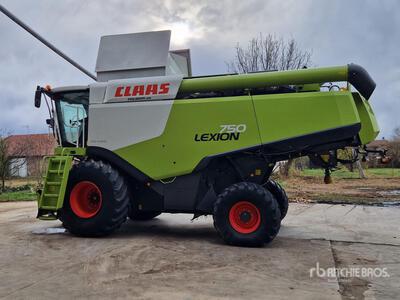 2015 Claas Lexion 750 Combine Harvester