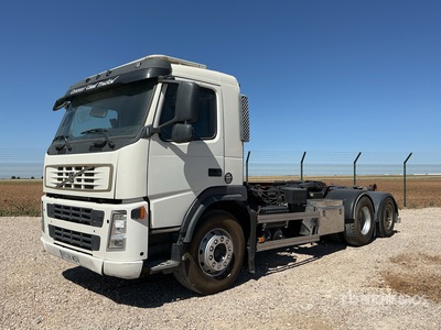2006 Volvo FM380 6x2 Hooklift Truck