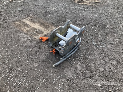 2021 SMP ST15 Tilt Rotator Quick Coupler (Unused)