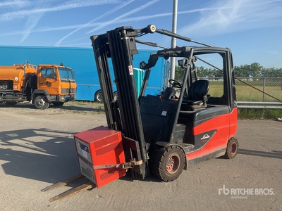 2010 Linde E30HL-600 3010 kg Forklift (Inoperable)