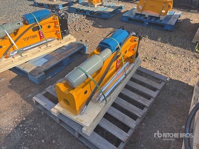 2026 TOFT TOFT680 27 in Hydraulic Breaker - Fits 5-7 ton Excavator (Unused)
