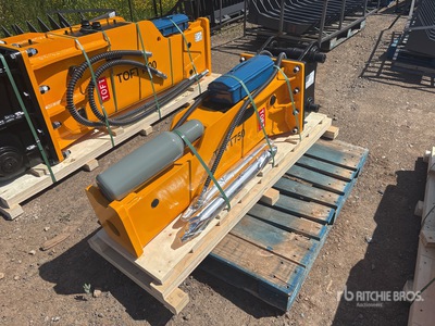 2026 TOFT TOFT750 28 in Hydraulic Breaker - Fits 7-9 ton Excavator (Unused)