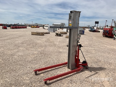 2016 Genie SLC24 Genie SLC 24 Montacargas de material