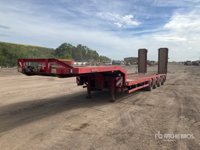 2006 Nooteboom MCO-73-04V Quad/A Turntable 12.63 m - 15.63 m Extendable Flatbed Trailer