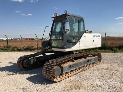 2005 Case CX240 Tracked Excavator