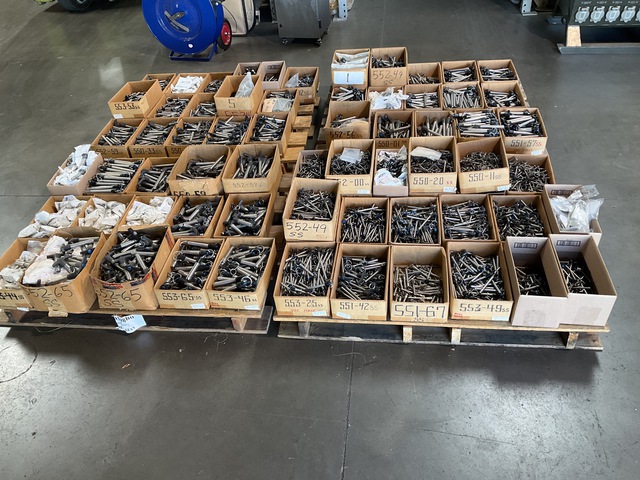 (5,352) Assorted Stainless Steel Quick Release Pins