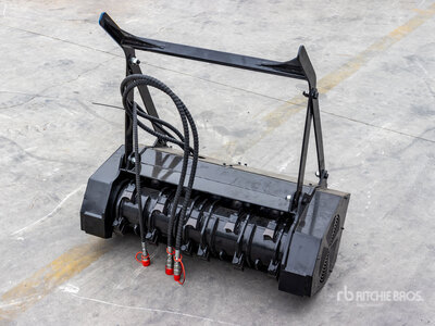 2026 GIYI GY-ML32 32 in Mini Skid Steer Mulcher (Unused)