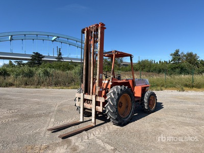Acmag Major 25/4 4x2 Chariot Elevateur Tout Terrain Chariot élévateur tout terrain